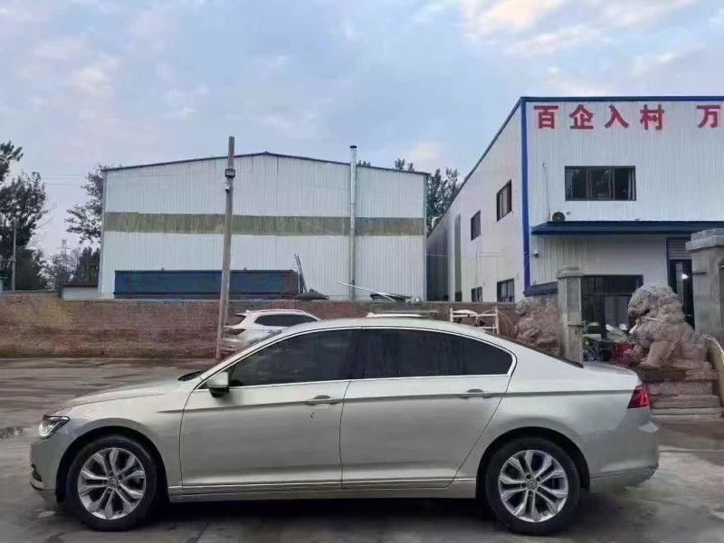 菏泽17年大众迈腾7