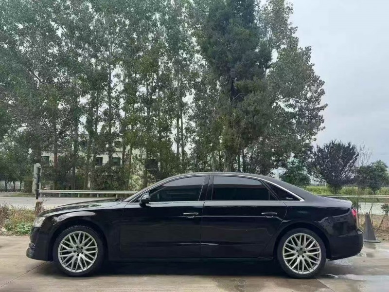 菏泽18年奥迪A8L7