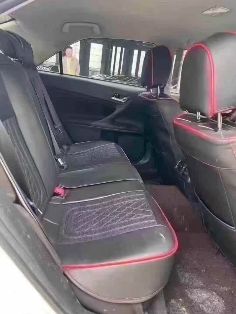 菏泽14年丰田锐志3