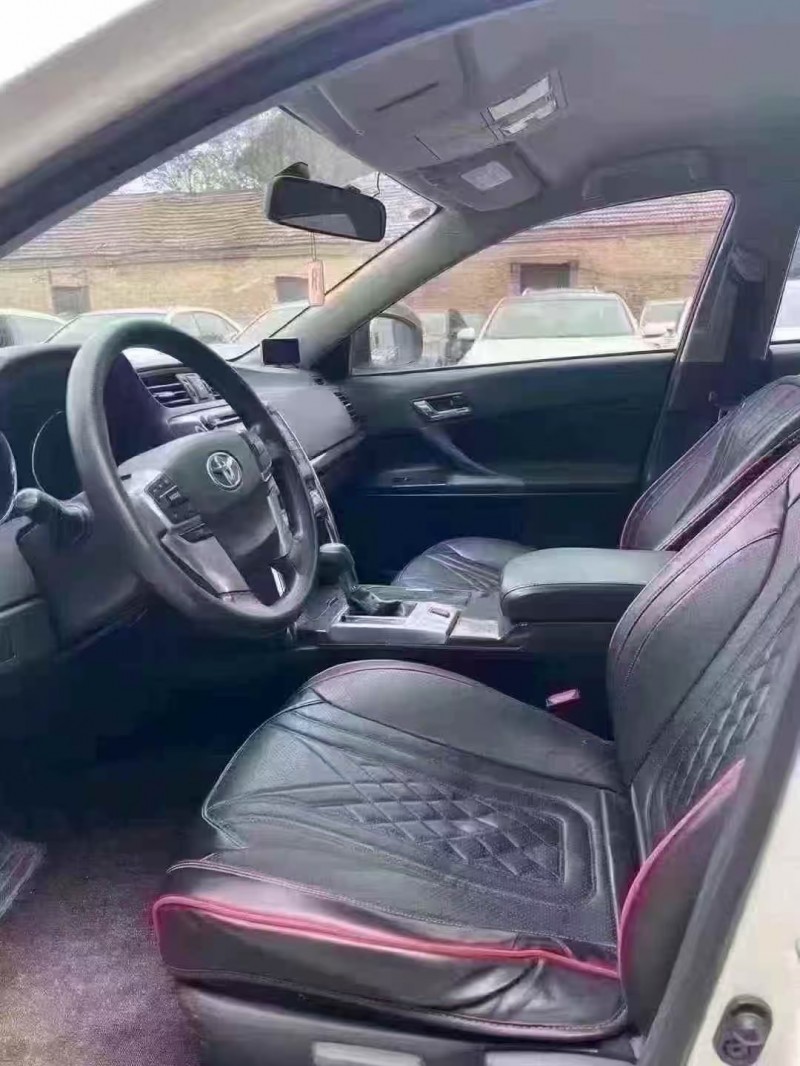 菏泽14年丰田锐志4