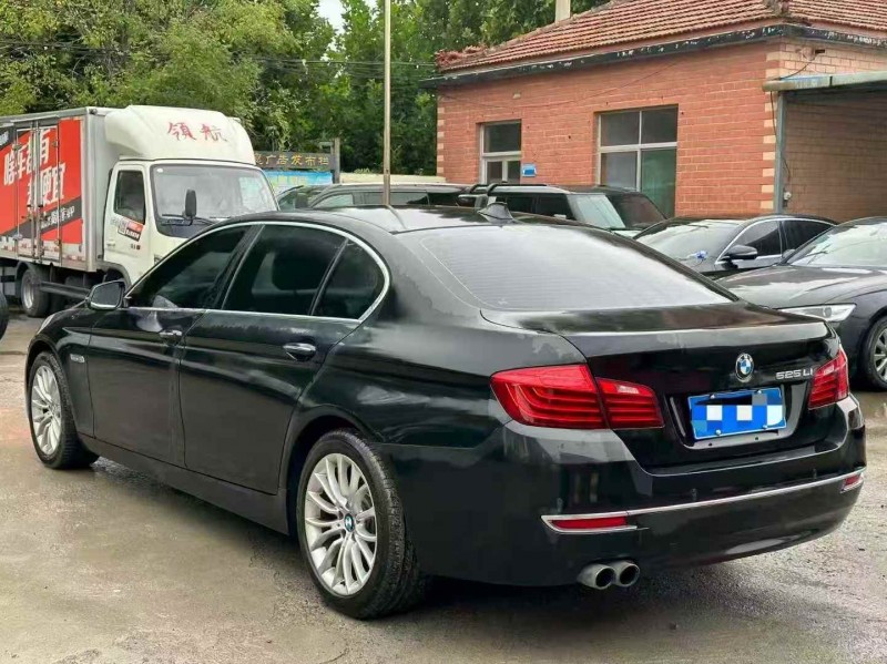 淄博16年宝马5系8