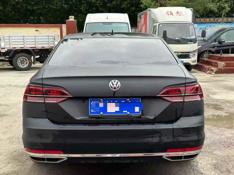 枣庄20年大众辉昂9