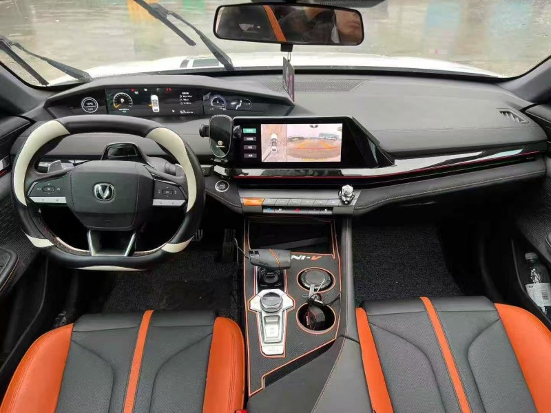 菏泽25年长安汽车UNI4