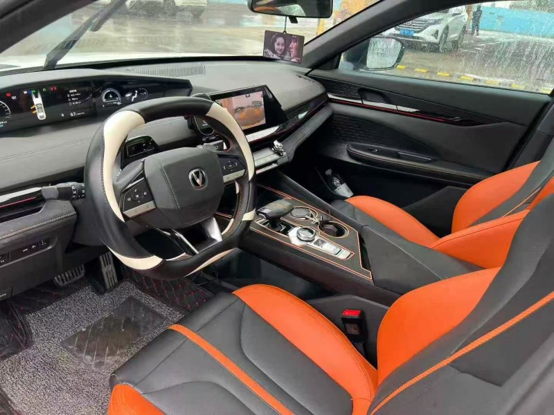 菏泽25年长安汽车UNI6