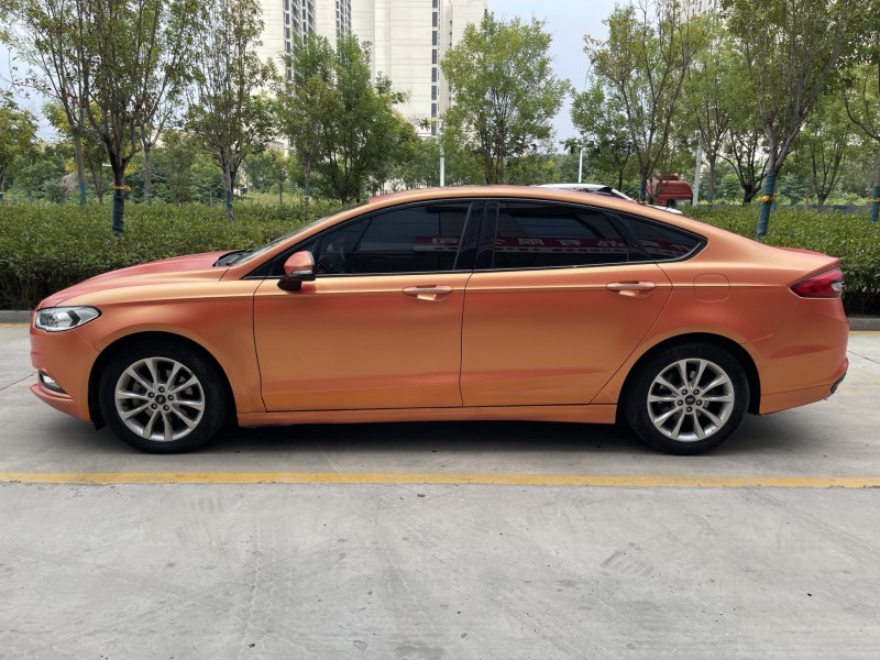 济宁17年福特蒙迪欧7