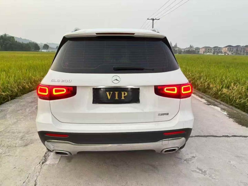 温州22年奔驰GLB8