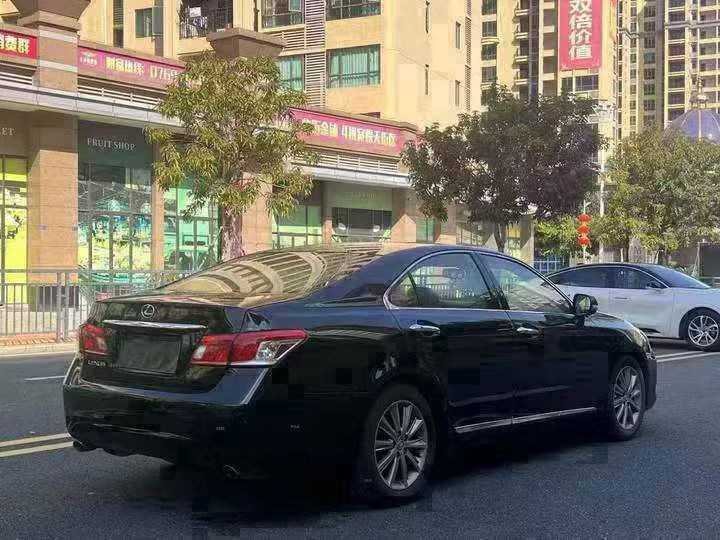 东莞11年雷克萨斯ES8