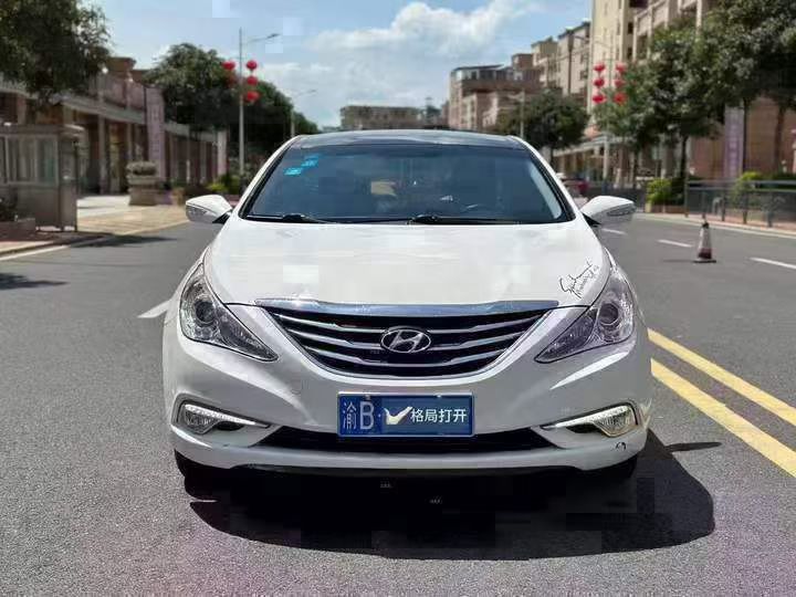 东莞14年现代索纳塔1