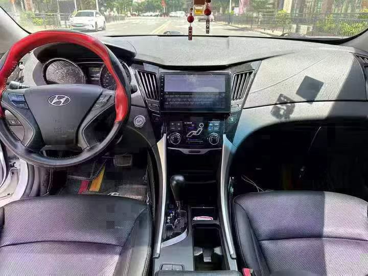 东莞14年现代索纳塔5