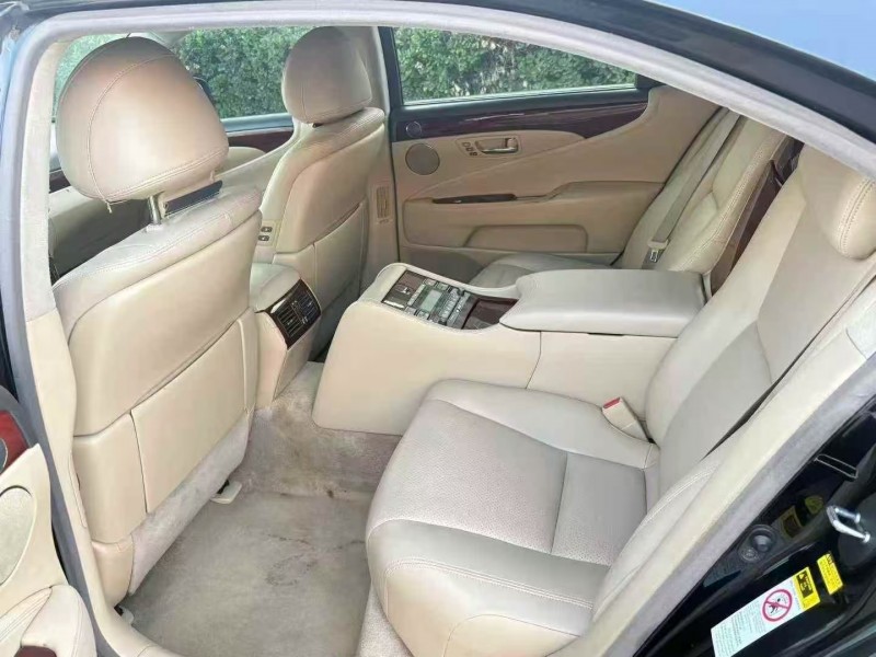 菏泽07年雷克萨斯LS3