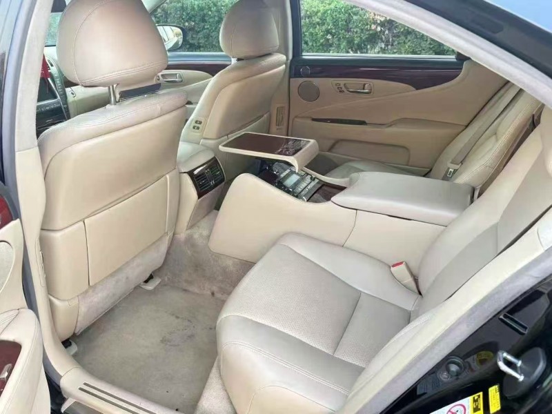 菏泽07年雷克萨斯LS5