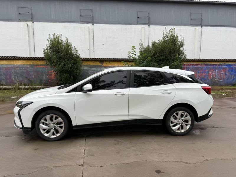 菏泽23年别克微蓝7