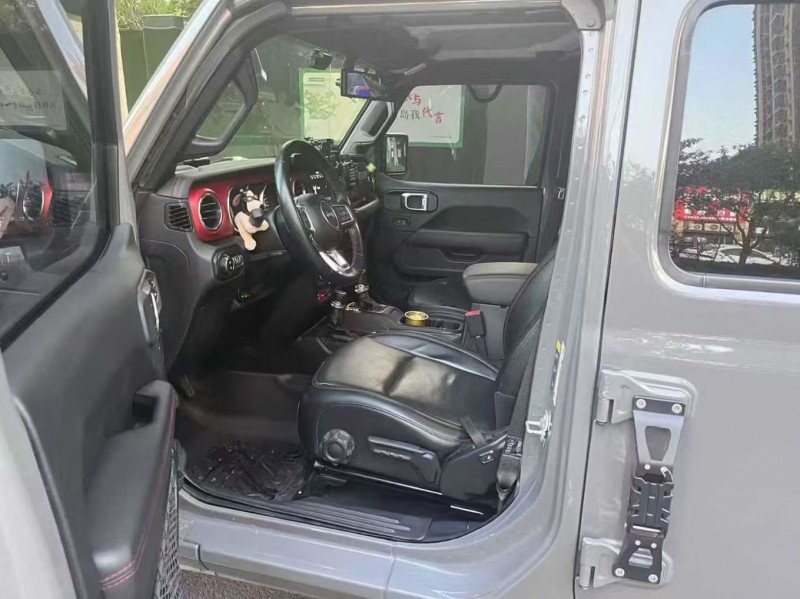 菏泽21年Jeep牧马人6