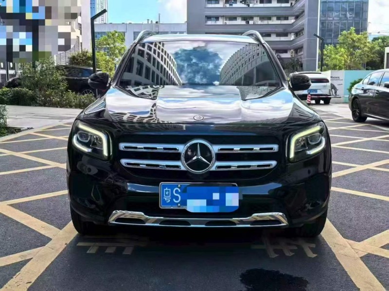 广州22年奔驰GLB1