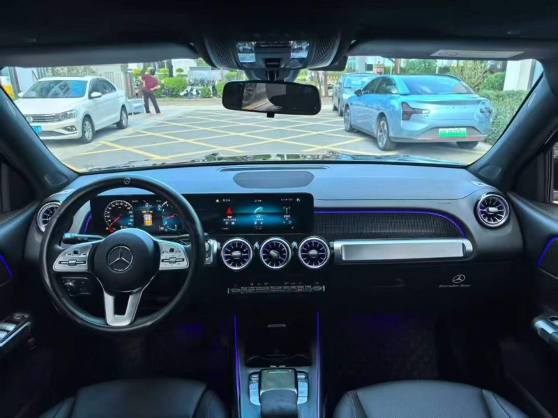 广州22年奔驰GLB4