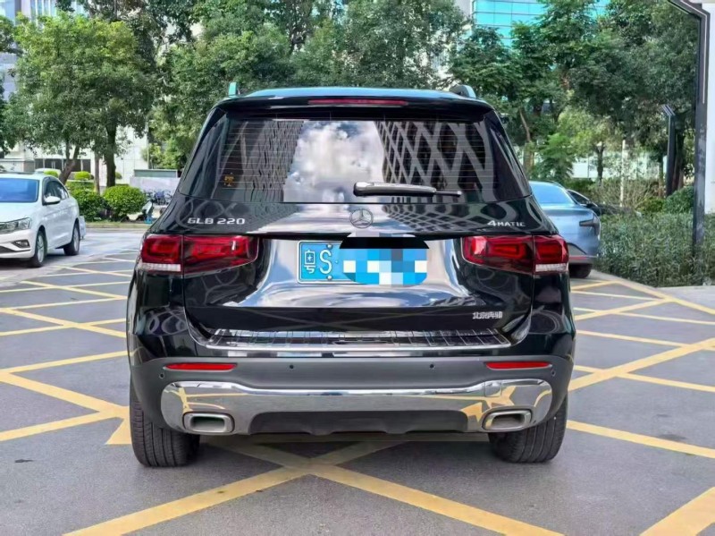 广州22年奔驰GLB9