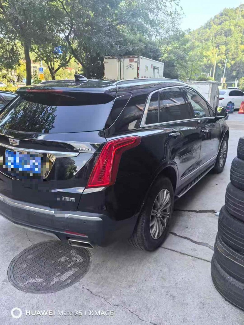 唐山18年凯迪拉克XT57