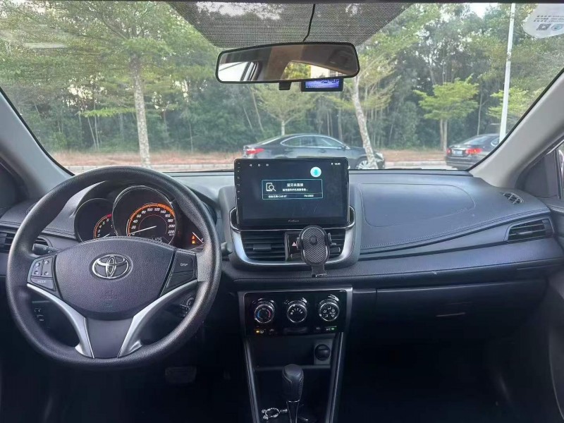 广州21年丰田YARiS L 致炫4