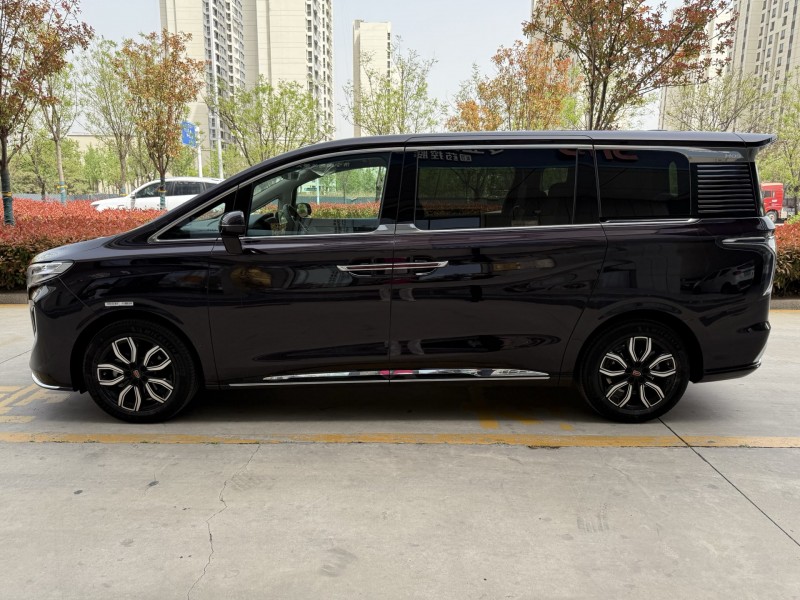 济宁24年红旗HQ97