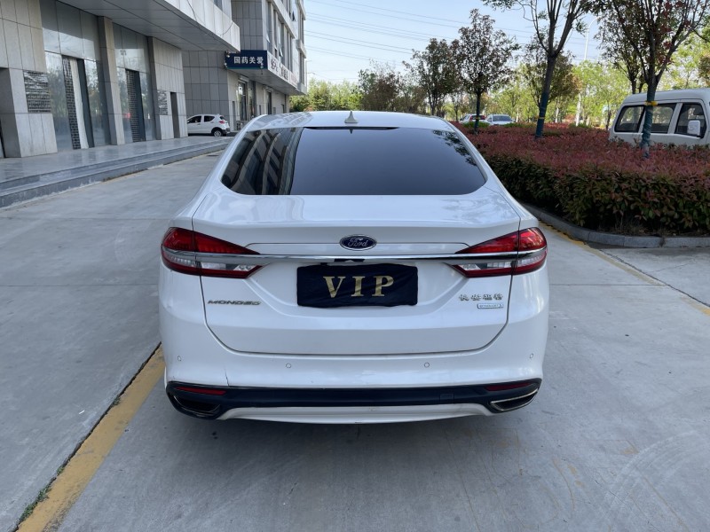 济宁18年福特蒙迪欧9