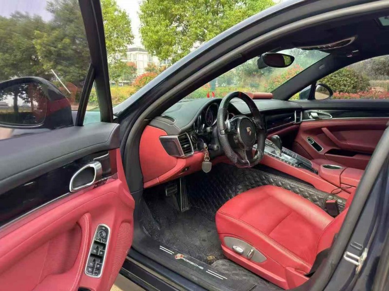 盐城12年保时捷帕拉梅拉4