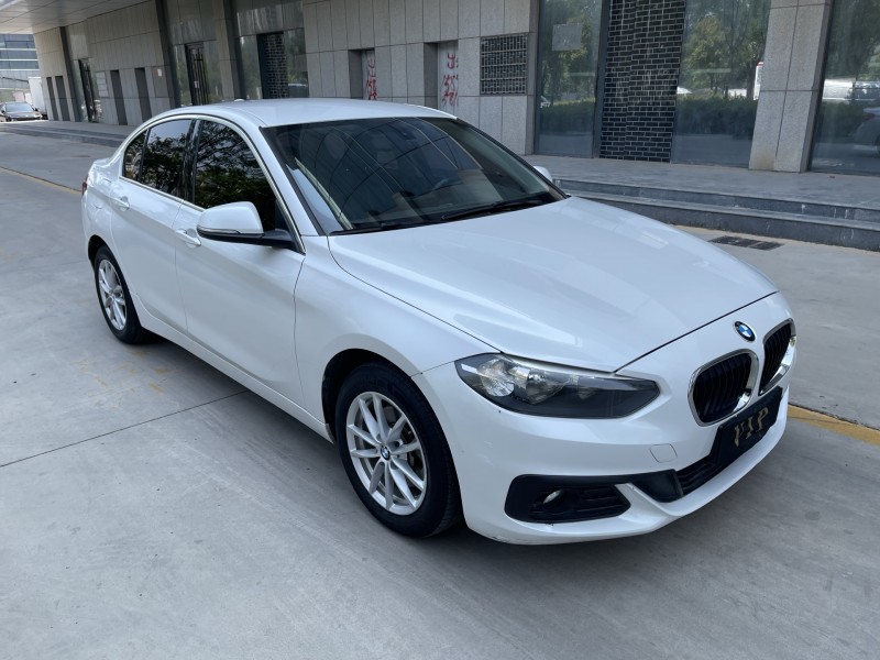 济宁19年宝马1系2