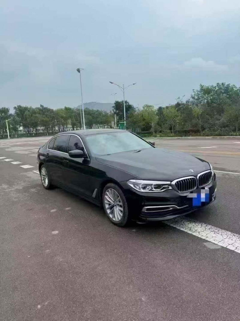 嘉峪关19年宝马5系3