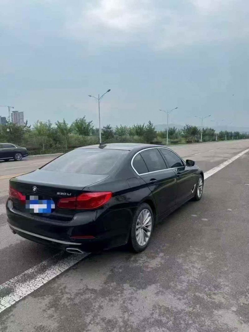 嘉峪关19年宝马5系8