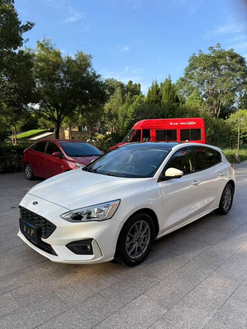 邢台20年福特福克斯2