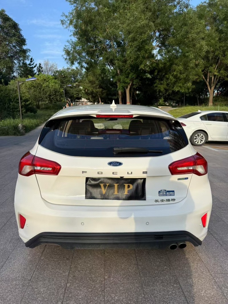 邢台20年福特福克斯9