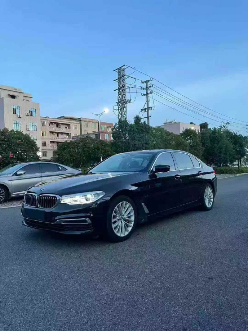 漳州19年宝马5系3