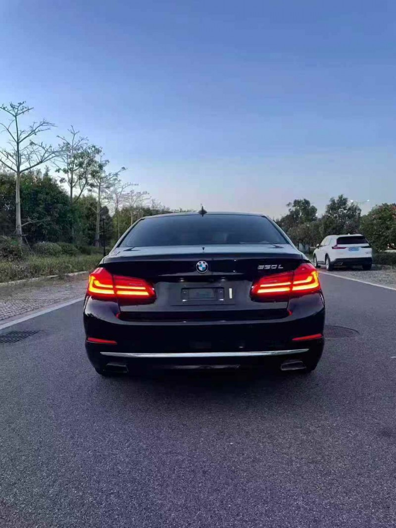 漳州19年宝马5系8
