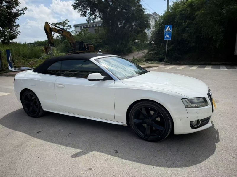 南宁11年奥迪A54