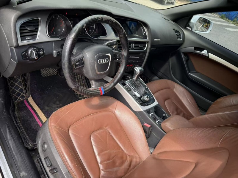 南宁11年奥迪A58