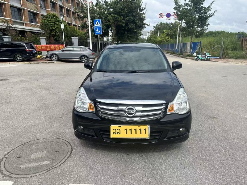 南宁17年日产轩逸1