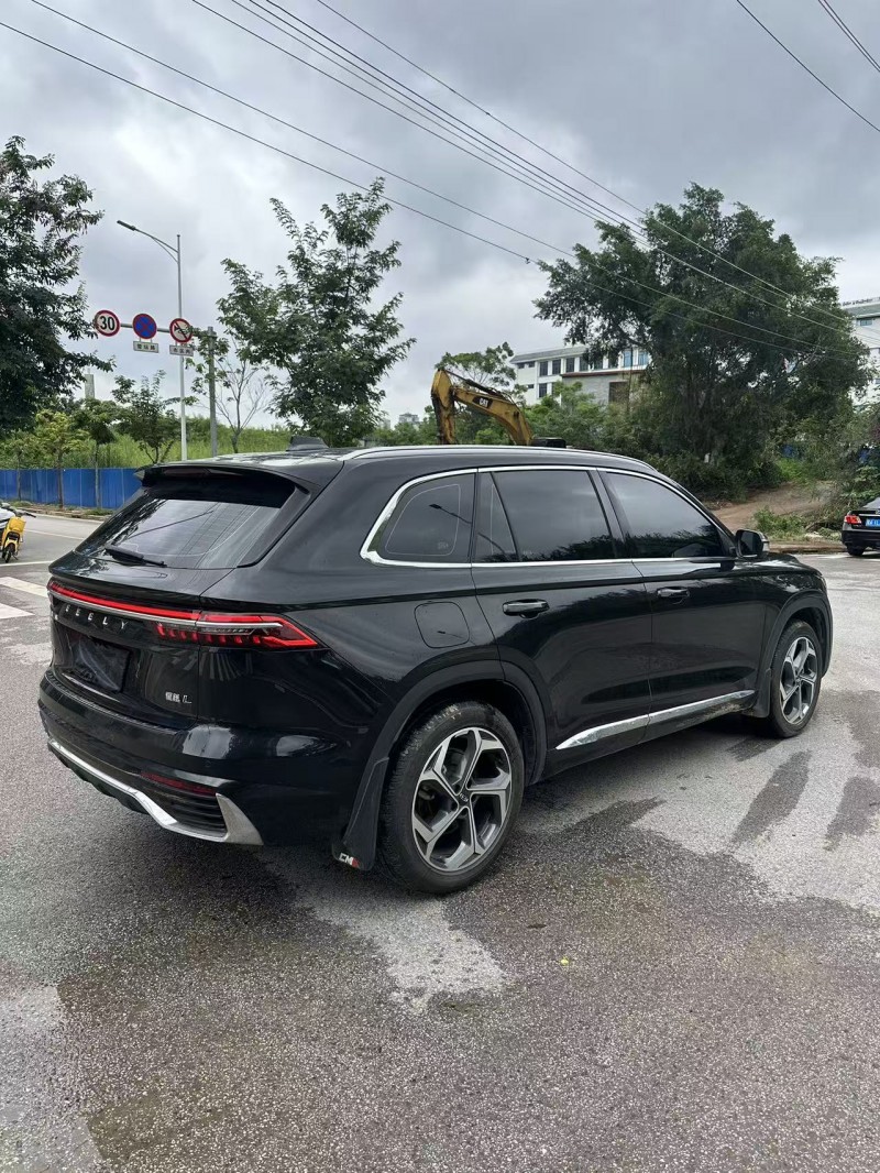 南宁24年吉利星越7