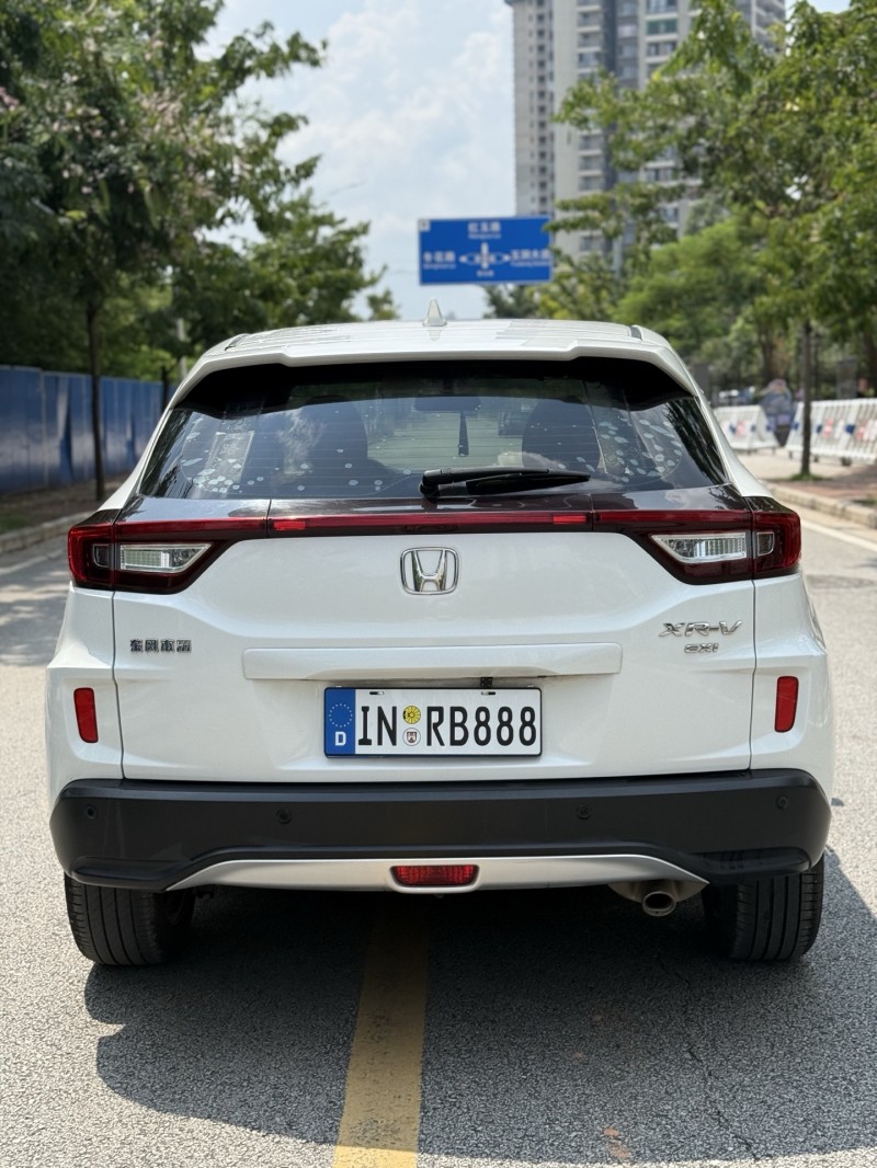 南宁19年本田XRV7