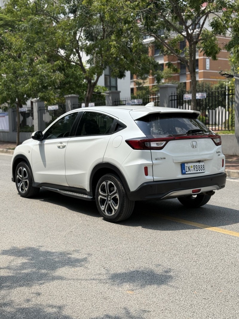 南宁19年本田XRV8