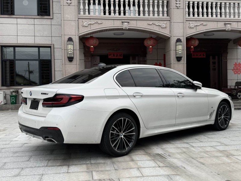 娄底22年宝马5系9