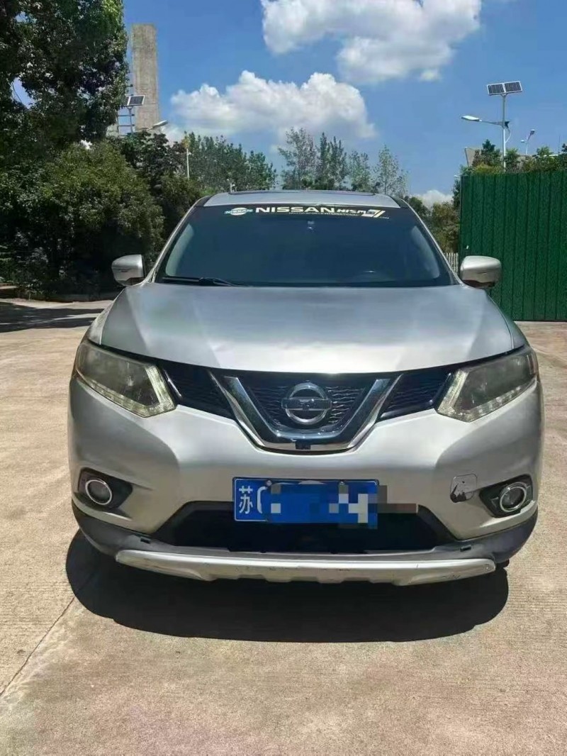 娄底14年日产奇骏1