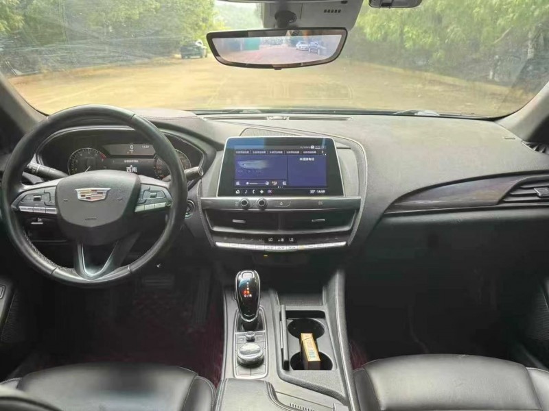 娄底20年凯迪拉克CT55