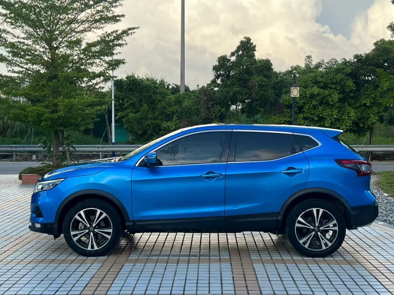 汕头19年日产逍客3