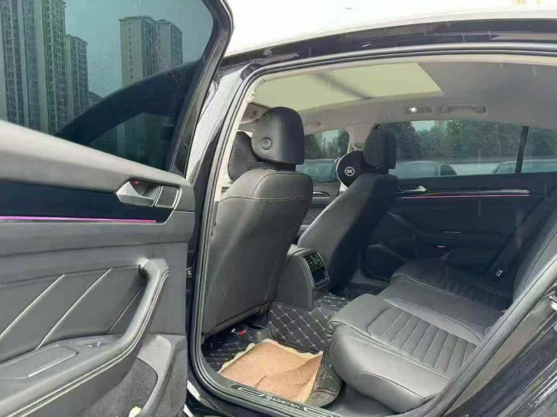 襄阳25年大众迈腾7