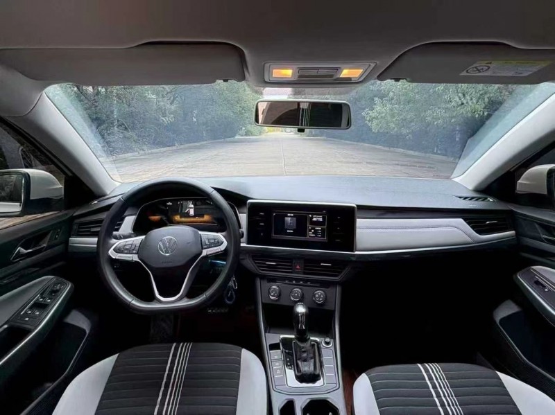 娄底23年大众宝来5