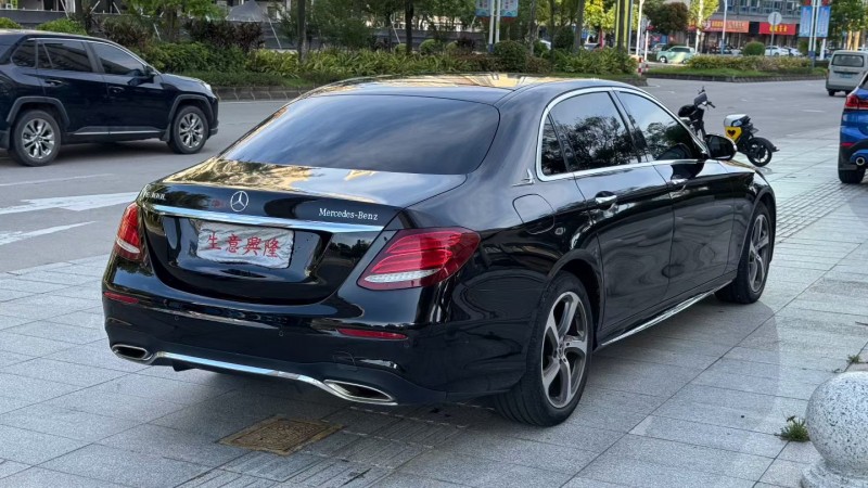 阳江19年奔驰E9
