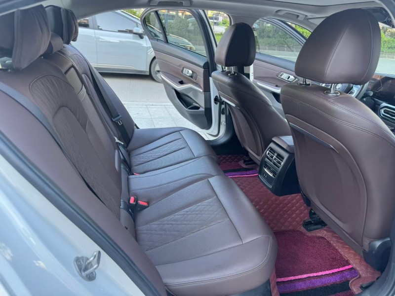 阳江23年宝马3系6