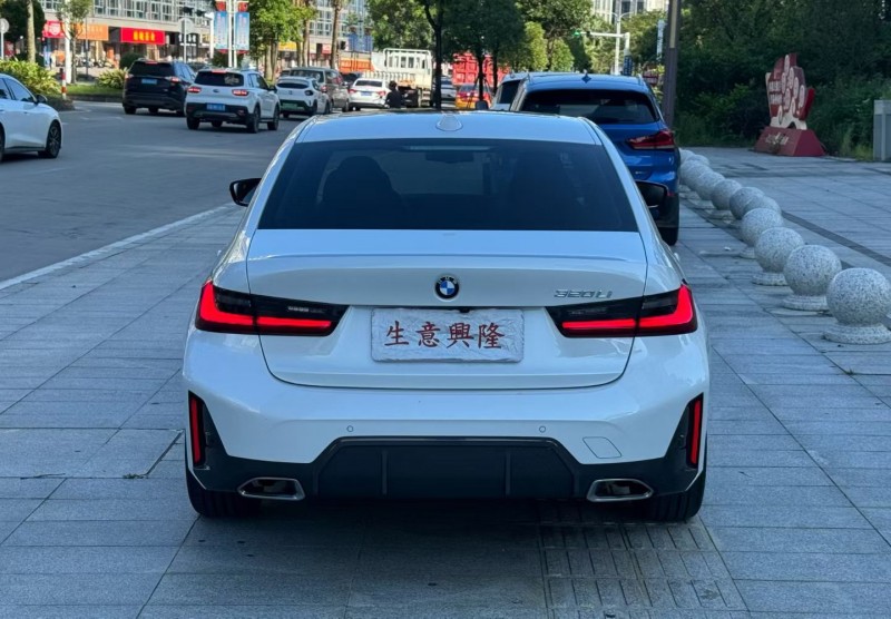 阳江23年宝马3系8