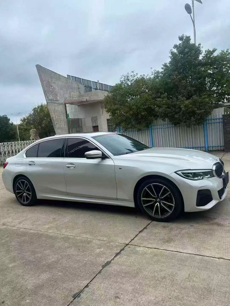 娄底21年宝马3系2