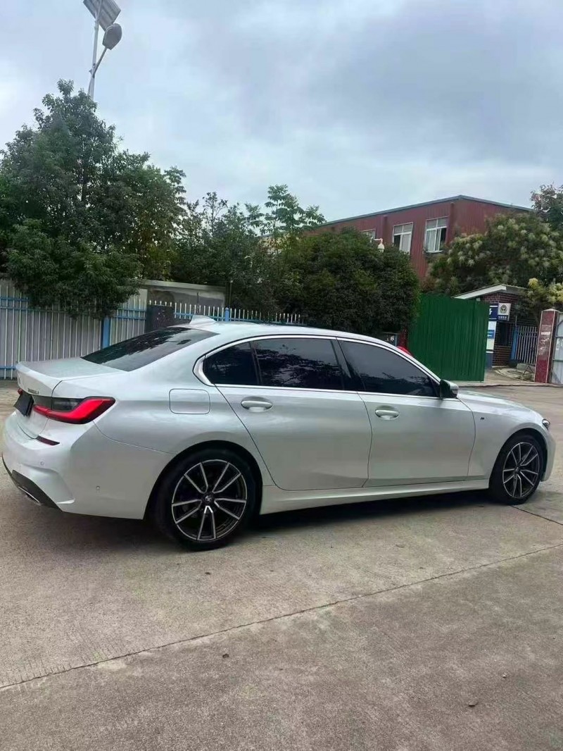 娄底21年宝马3系4