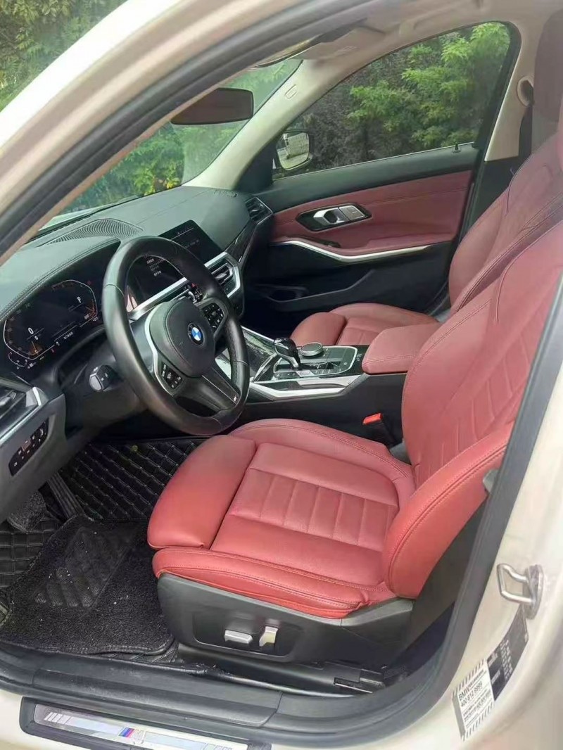 娄底21年宝马3系8